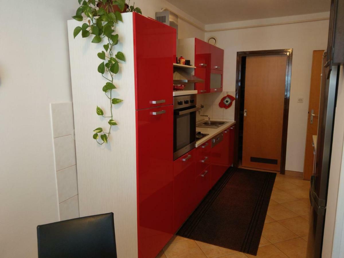 Apartment Koruna 1 Pula Luaran gambar