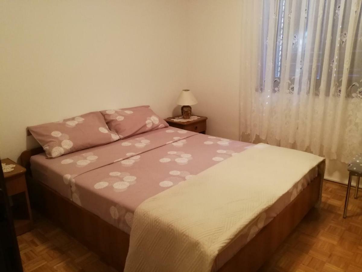 Apartment Koruna 1 Pula Luaran gambar