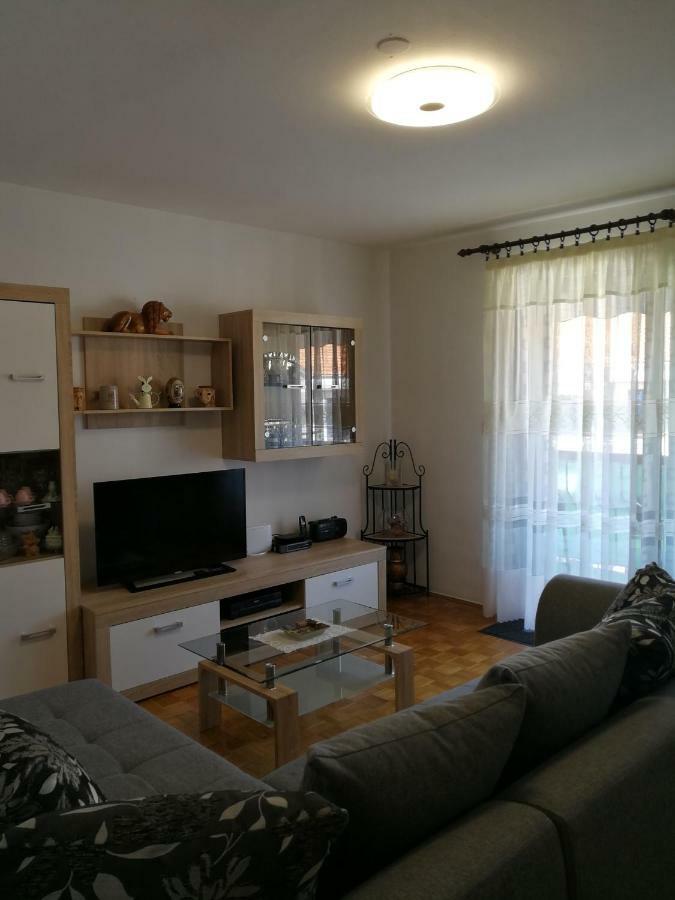 Apartment Koruna 1 Pula Luaran gambar