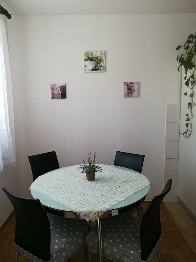 Apartment Koruna 1 Pula Luaran gambar